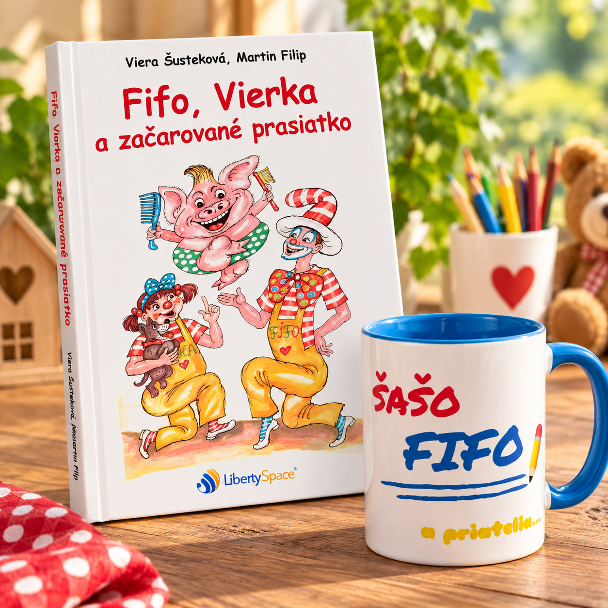 Knižka a hrnček Fifo a Vierka